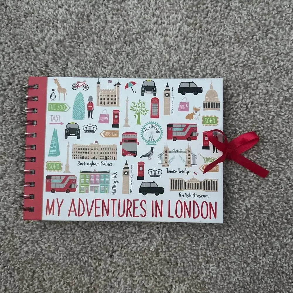 milly green london icons notebook 🇬🇧